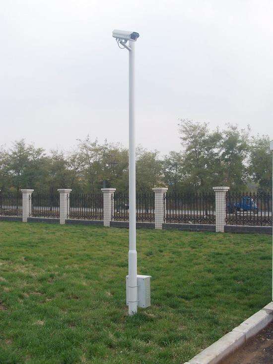 公园监控杆
